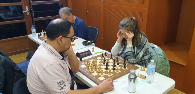 Alexis face à la jeune Diane Famel Open FIDE de Brest - le bilan 16