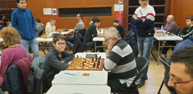 Corwin (à gauche) face à Jacques Kerbaol Open FIDE de Brest - le bilan 4